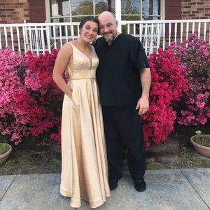 Sparkley gold prom dress!